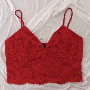 NWT LOVECULTURE Lace red crop top, Sz M